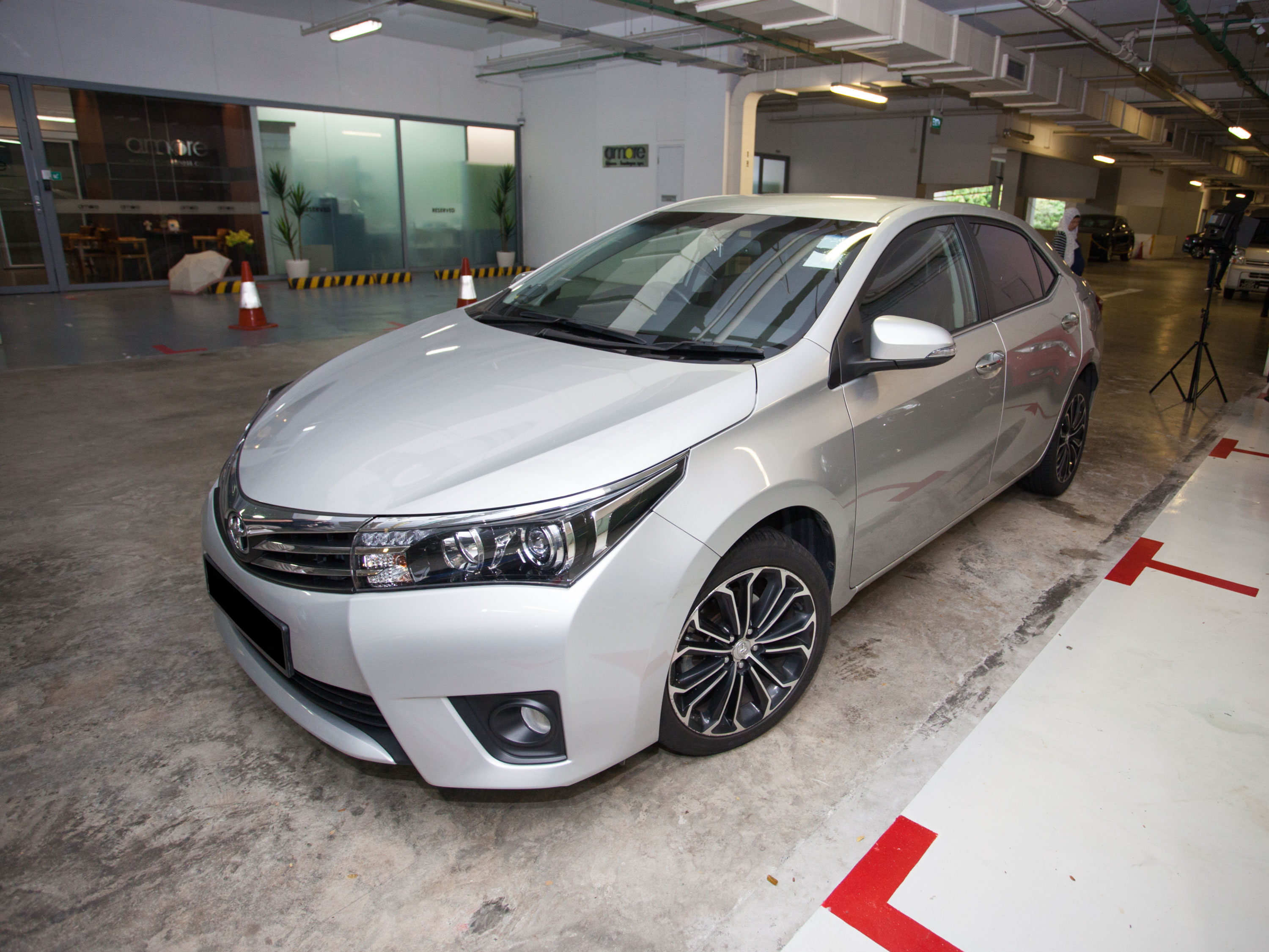 Toyota Corolla Altis 1.6A CVT [Silver] (Min 2 days)