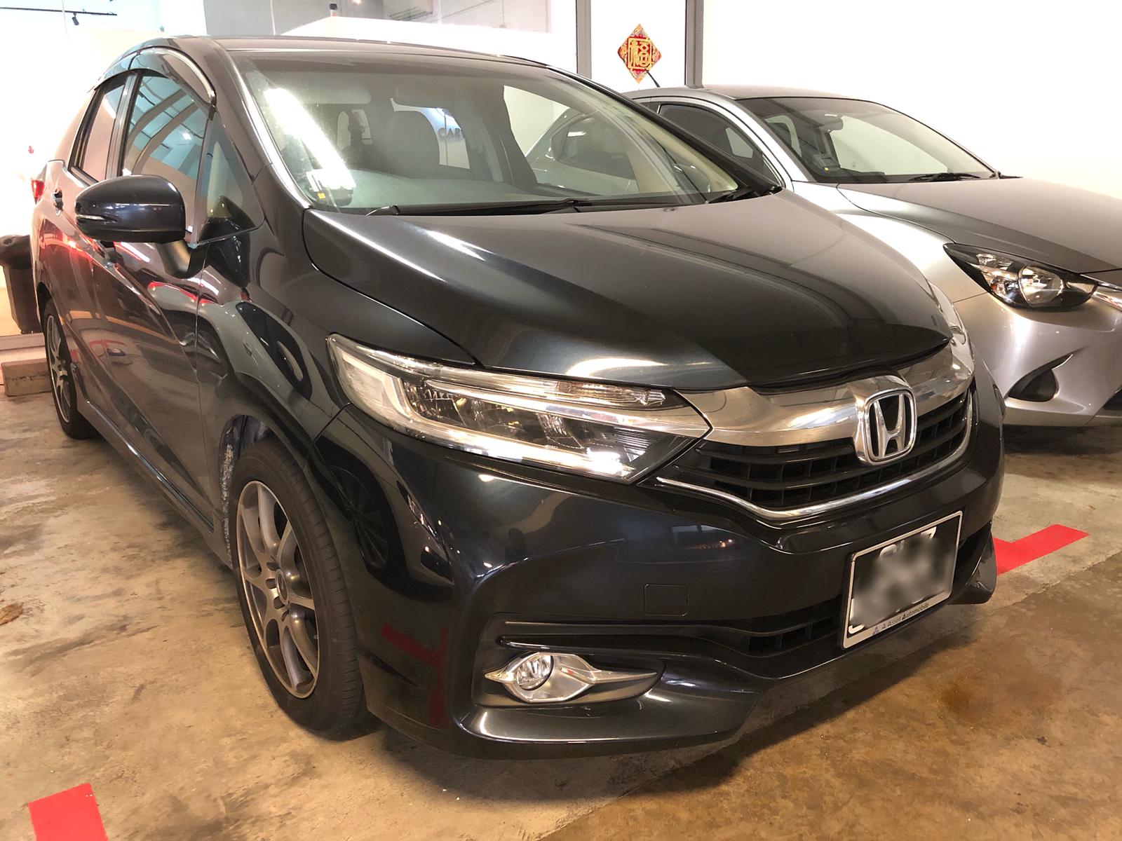 Honda Shuttle 1.5G CVT [Black] (Min 2 days)